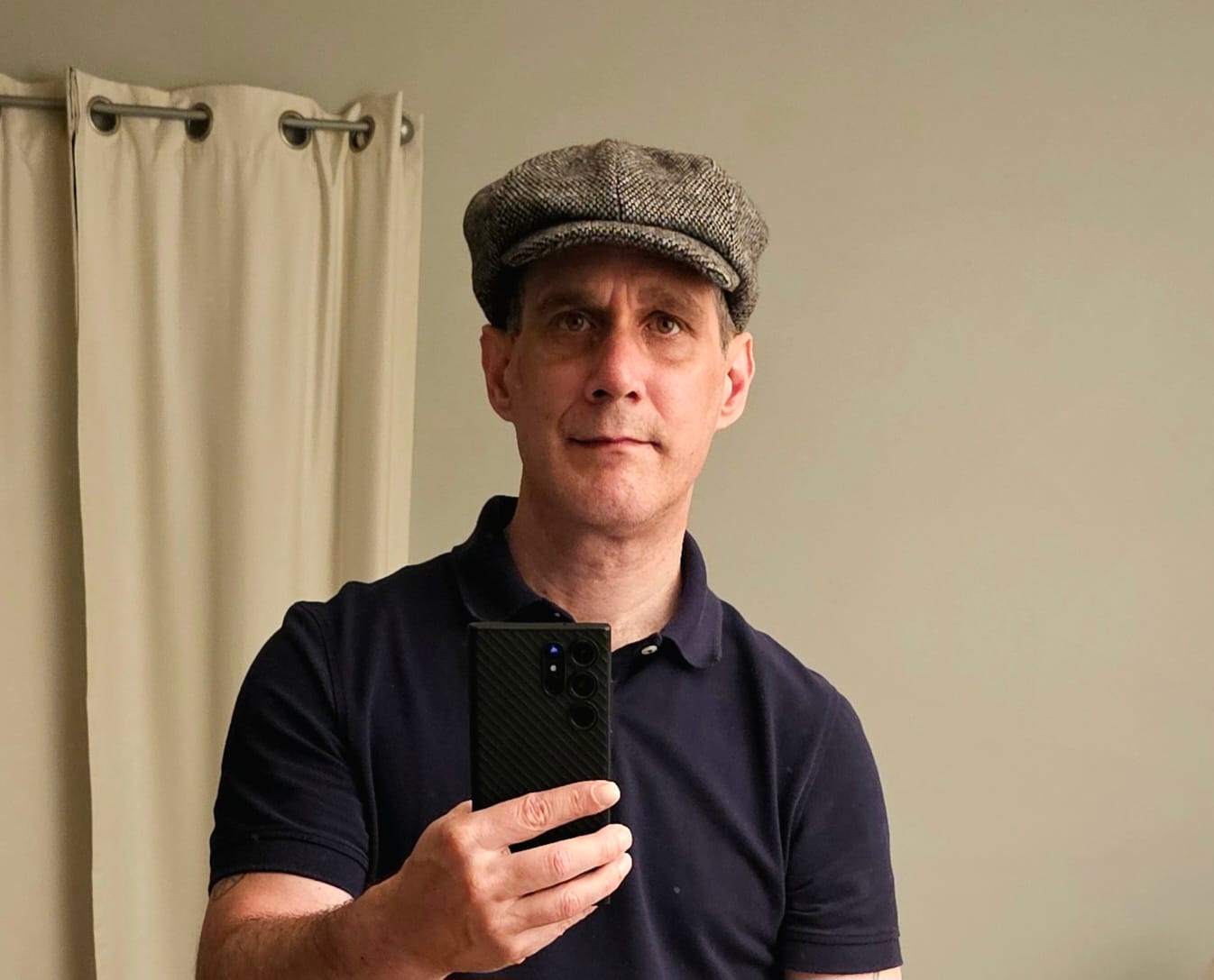 Customer photo review of Peaky Blinders Irish Tweed Newsboy Cap