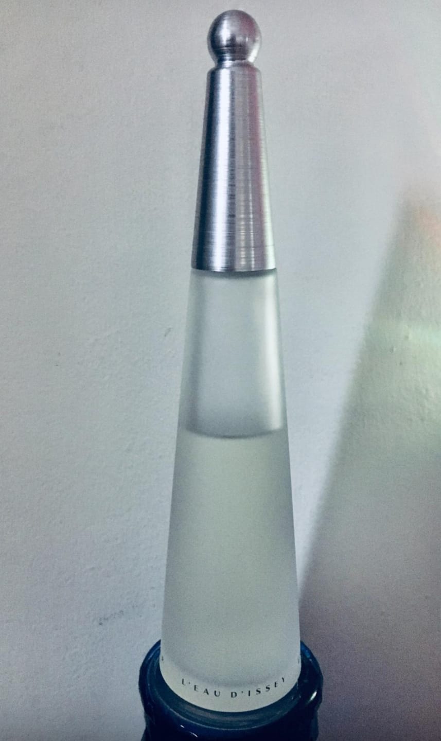 Customer photo review of Issey Miyake L'Eau D'Issey Eau De Toilette For Women
