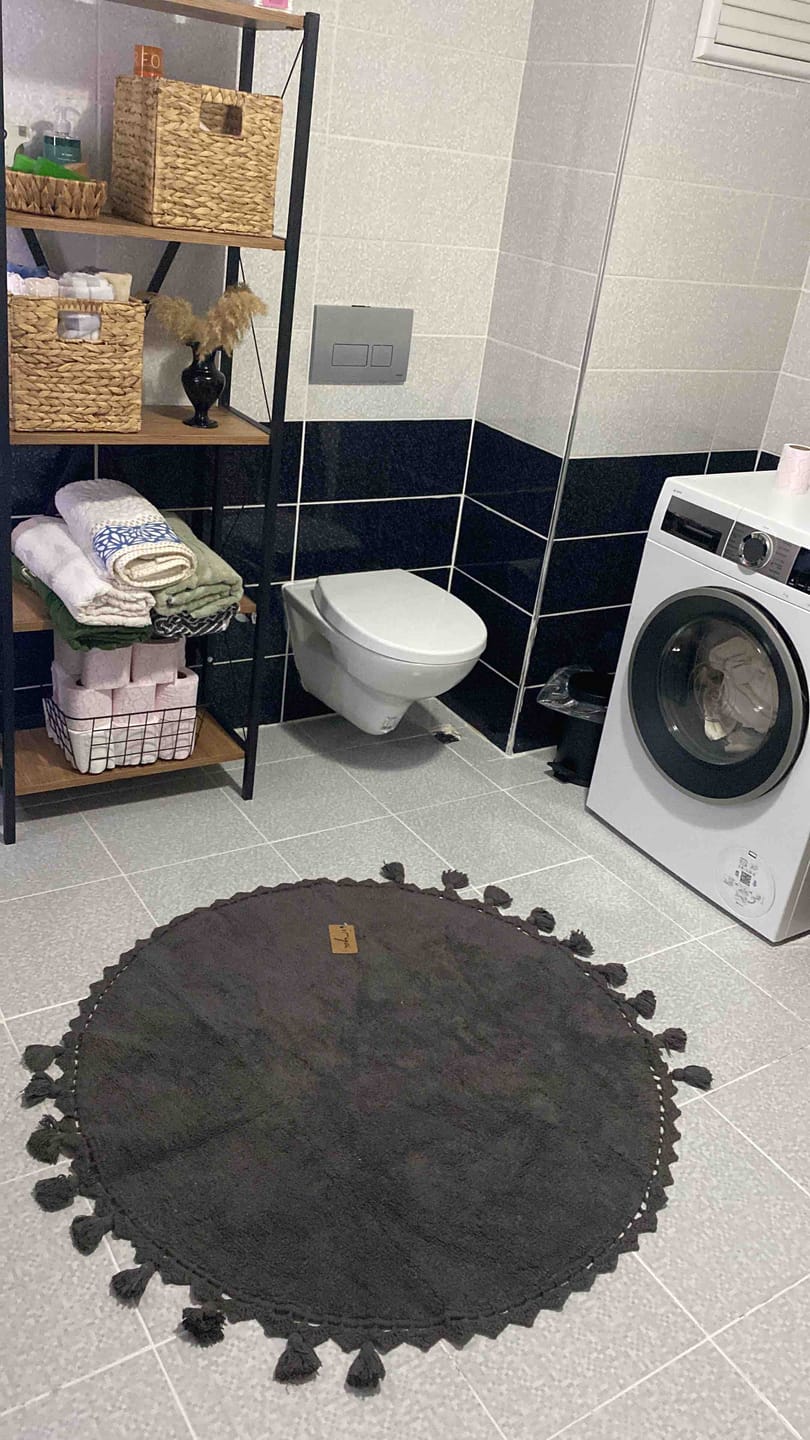 Customer photo review of Lowell Yuvarlak Banyo Paspası %100 Pamuk 100x100 Pembe