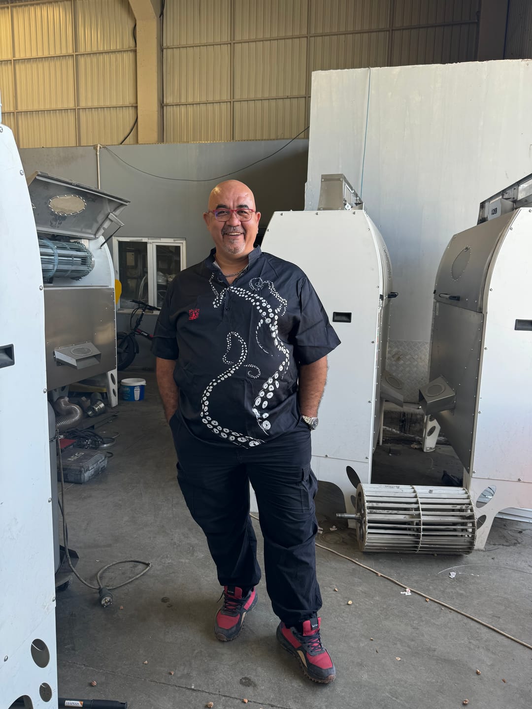 Customer photo review of Kurahan Pants