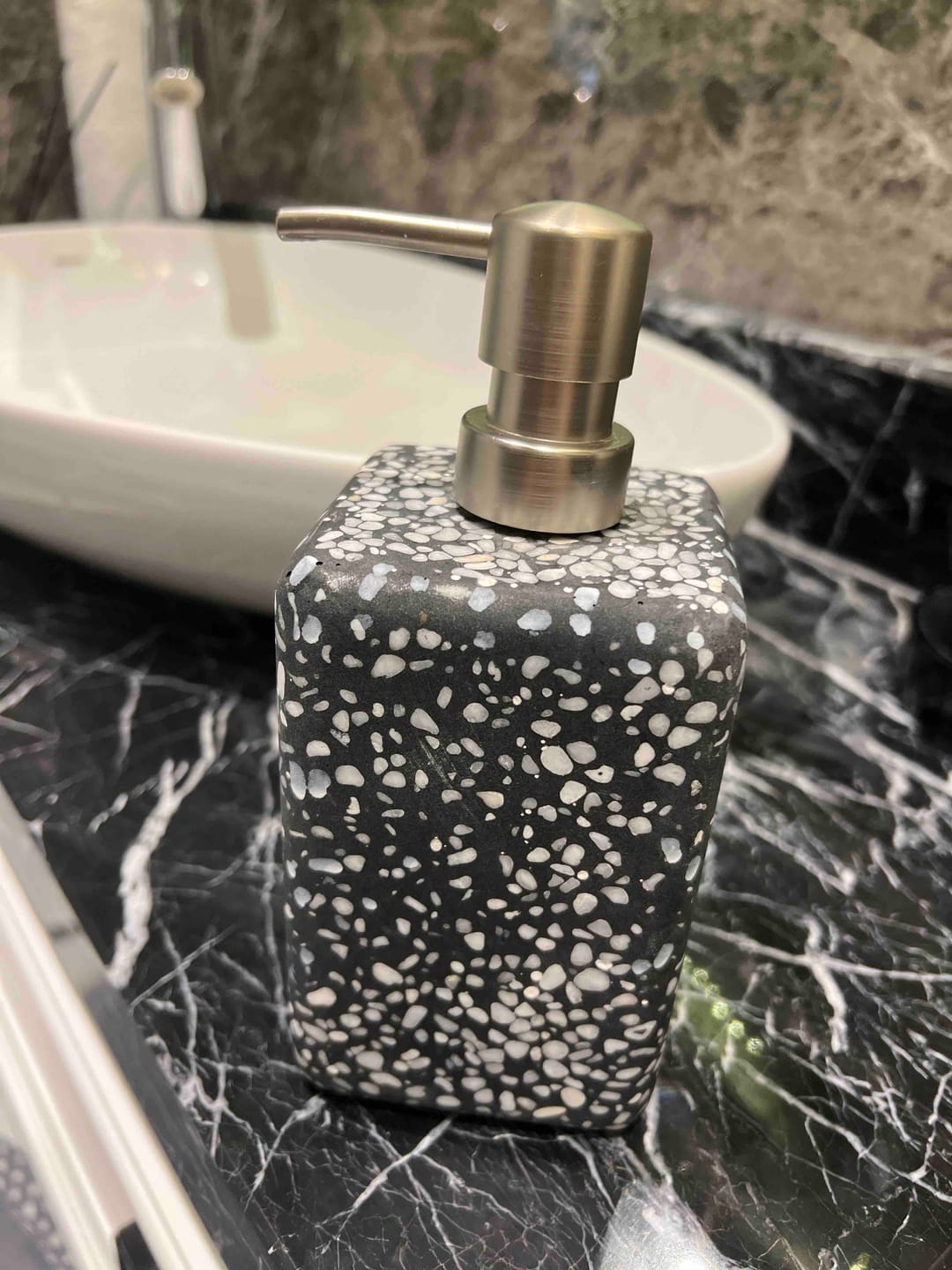 Customer photo review of Mozaik Sıvı Sabunluk 8x8x18