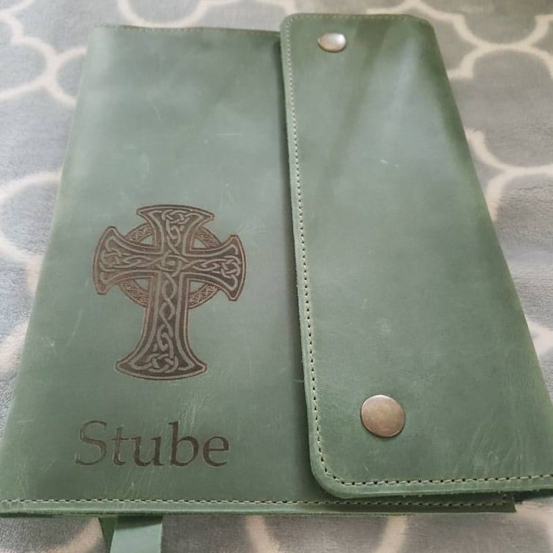 Customer photo review of Notebook Cover Vision