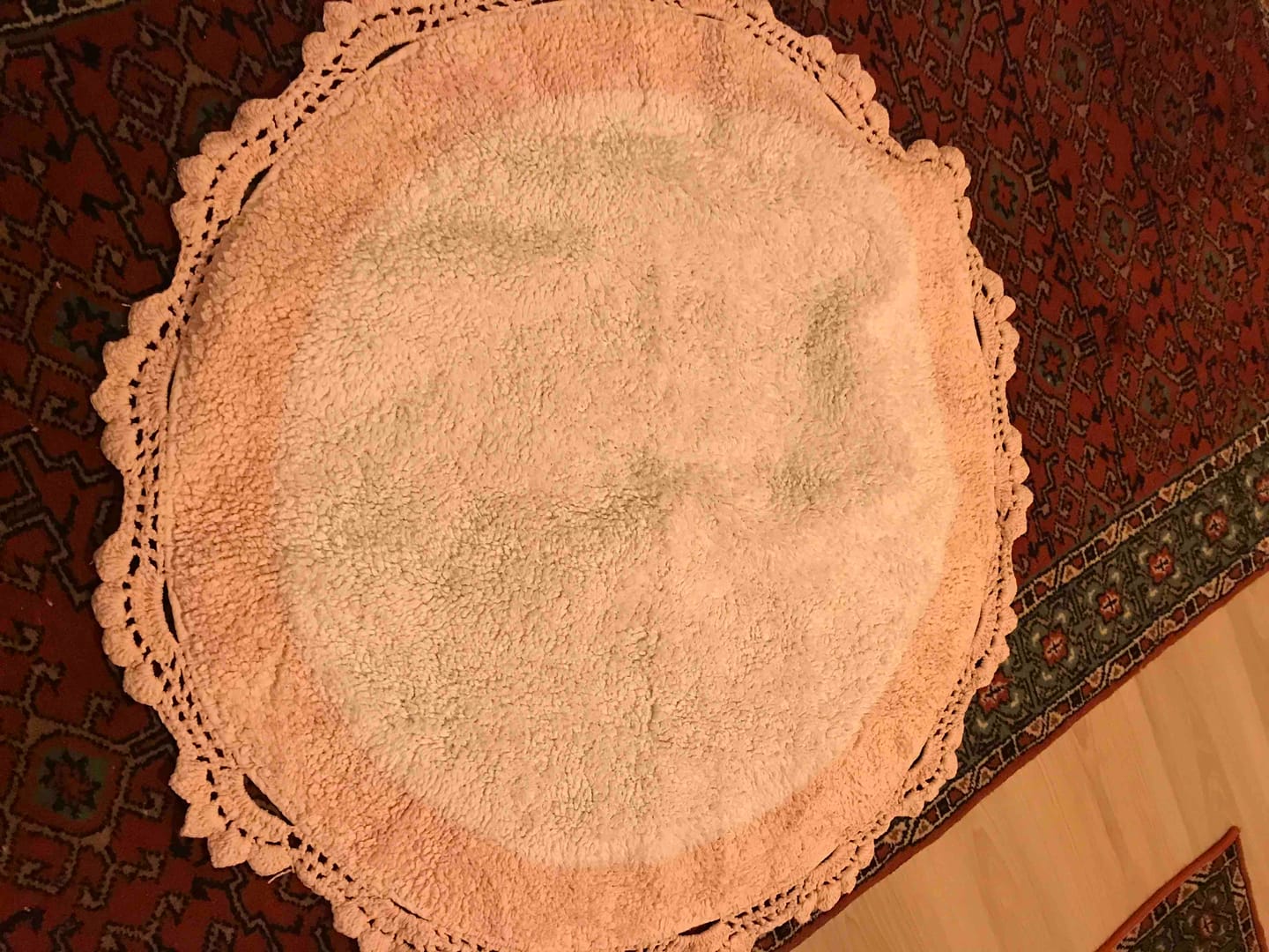 Customer photo review of Doreen Yuvarlak Banyo Paspası %100 Pamuk 90x90 Pembe