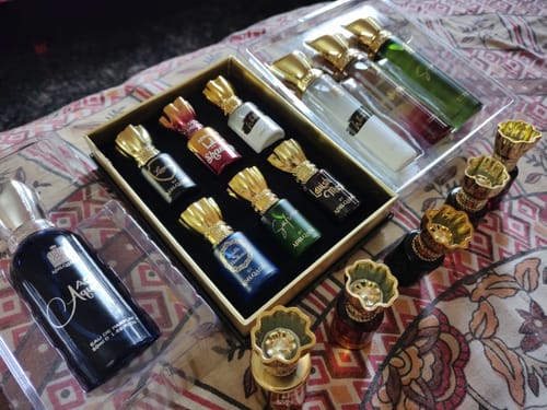 Customer photo review of Assorted Luxury Attar Perfume Gift Set (6 × 5.5Ml)