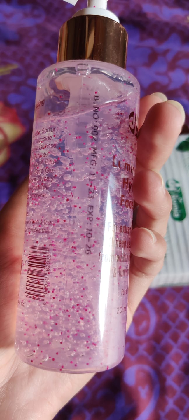 Customer photo review of Luminous Skin Hydrating Face Wash