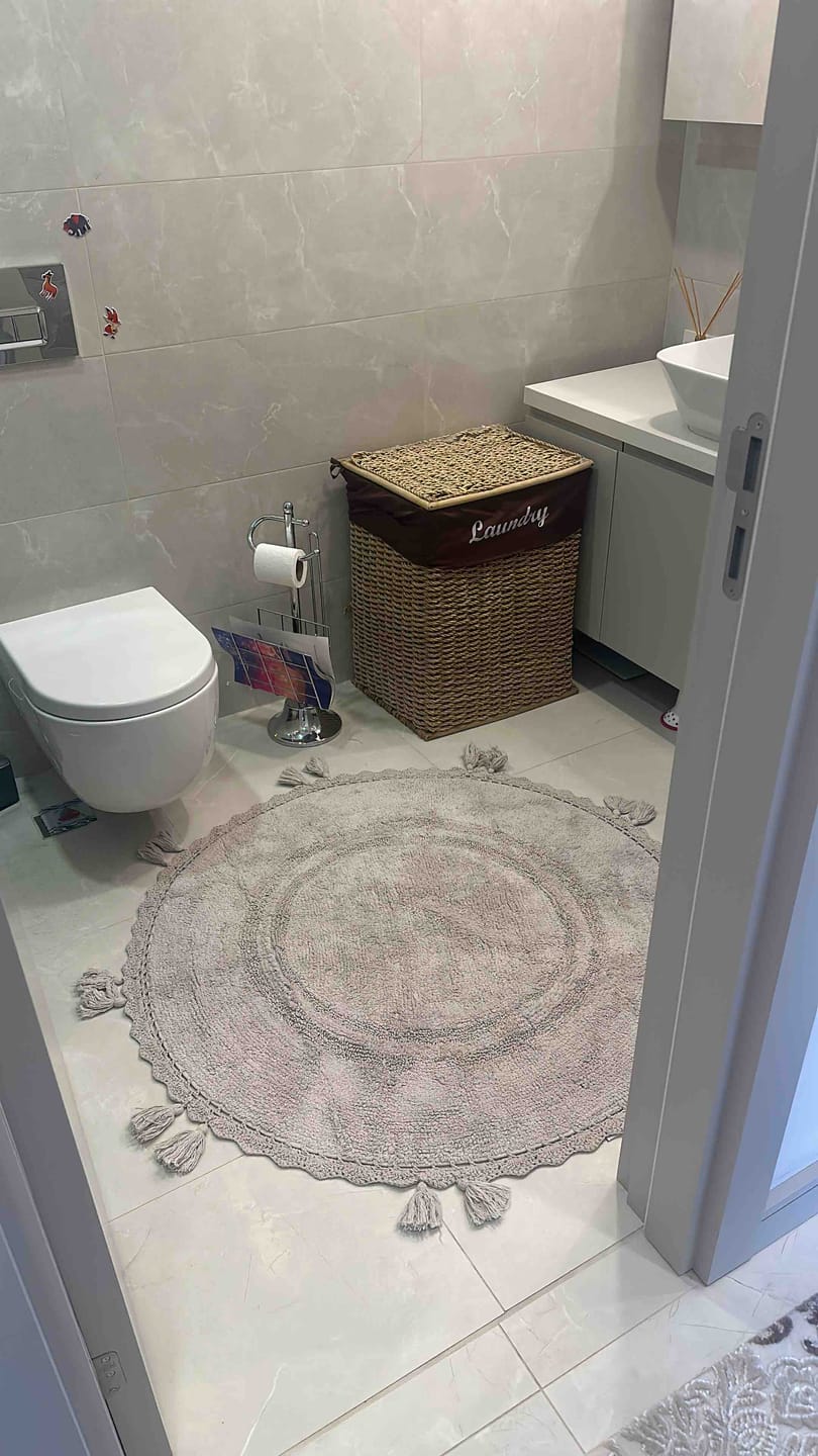 Customer photo review of Olivid Yuvarlak Banyo Paspası %100 Pamuk 100x100 Ekru