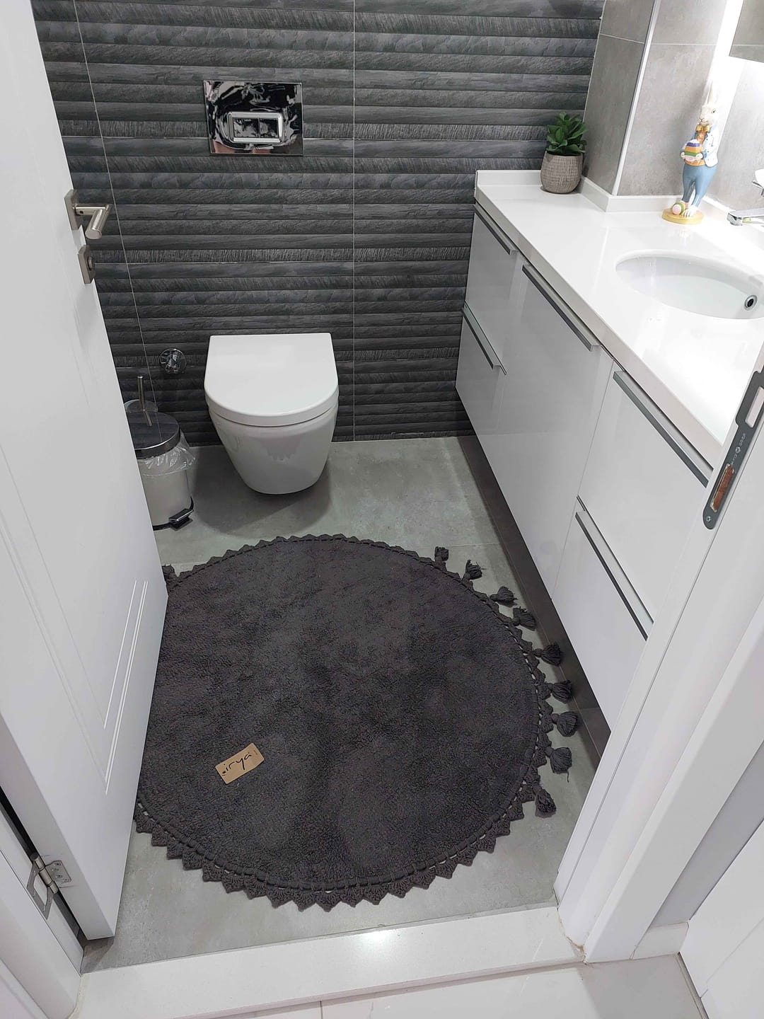 Customer photo review of Lowell Yuvarlak Banyo Paspası %100 Pamuk 100x100 Pembe