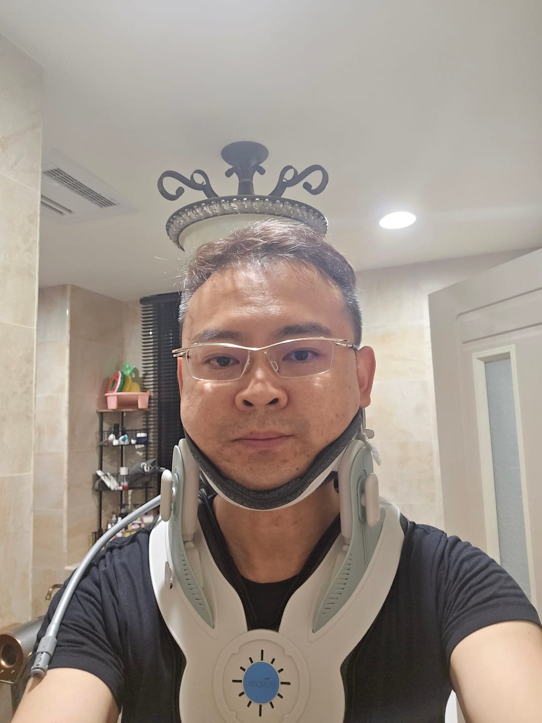 Customer photo review of Cervitrax Gen-2 Neck Traction Collar