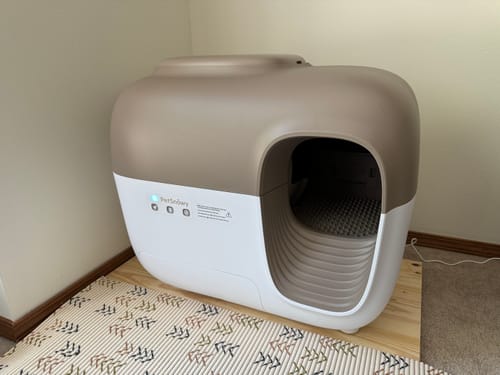 Customer photo review of Self-Cleaning Litter Box