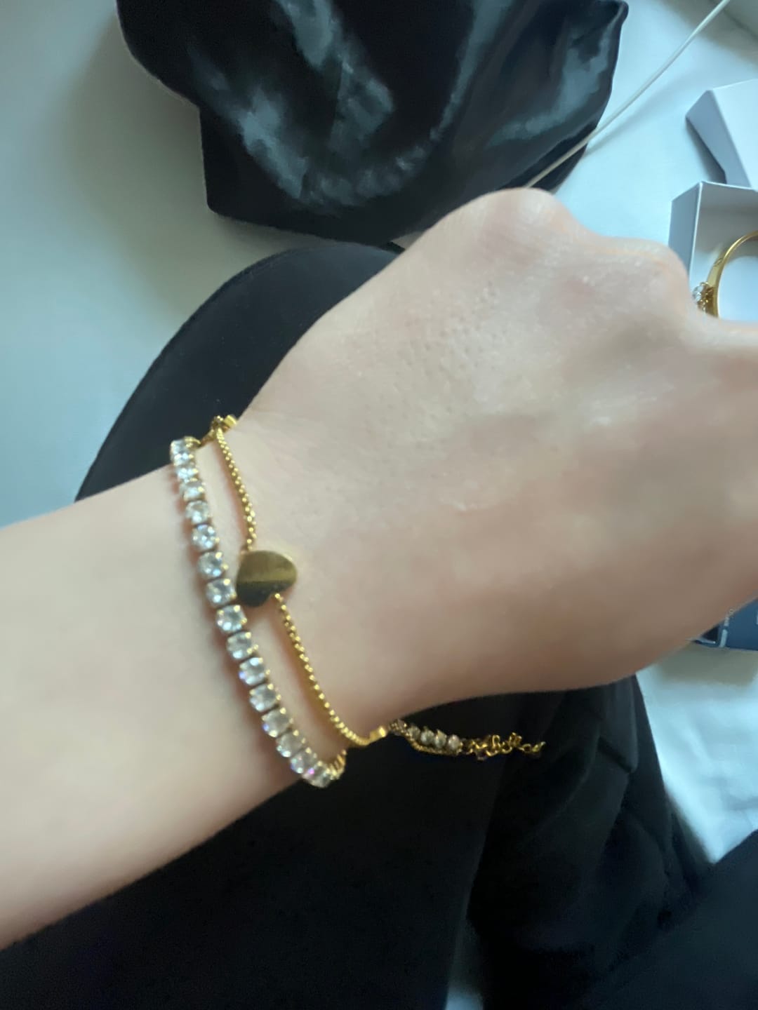 Customer photo review of Lovely Tennis Armband | 18K vergoldet