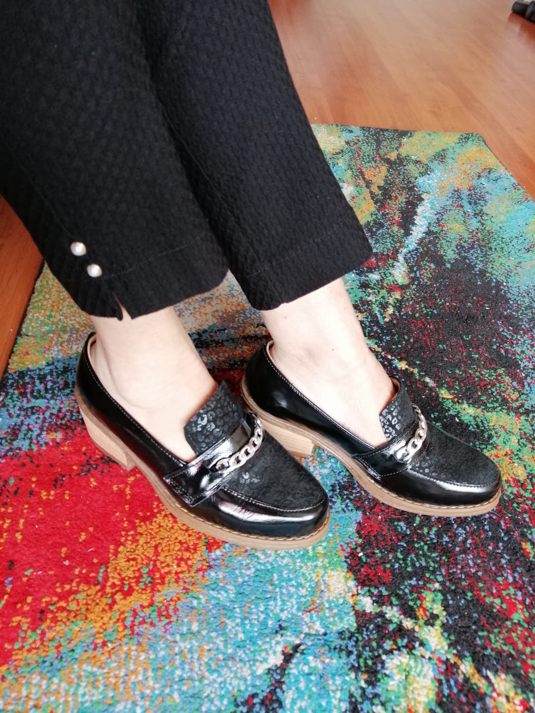 Customer photo review of Mocasín Cadenas Alto