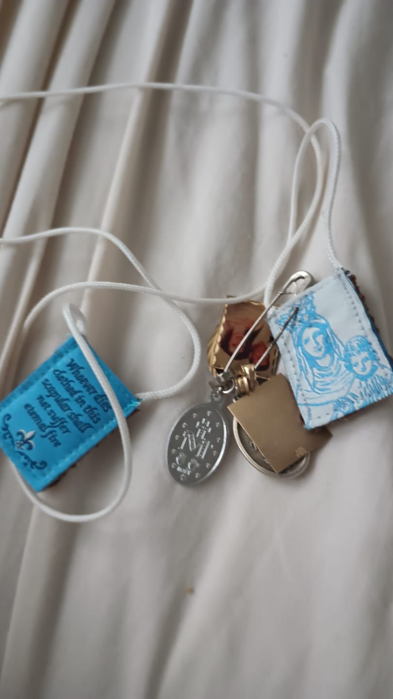 Customer photo review of Premium Brown Scapular, Blue & White, Our Lady of Mt. Carmel (Kids’ Size)