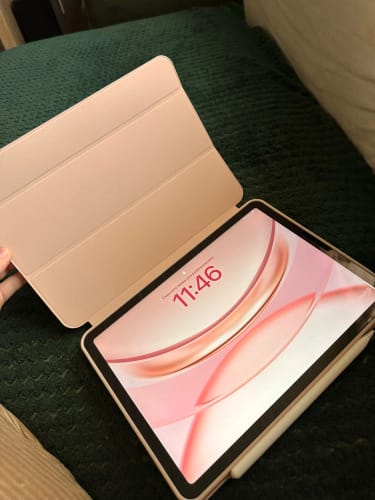 Customer photo review of MagSnap Fusion iPad Case
