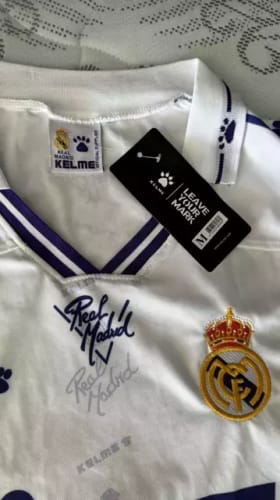 Foto de Killiam B. con su compra
