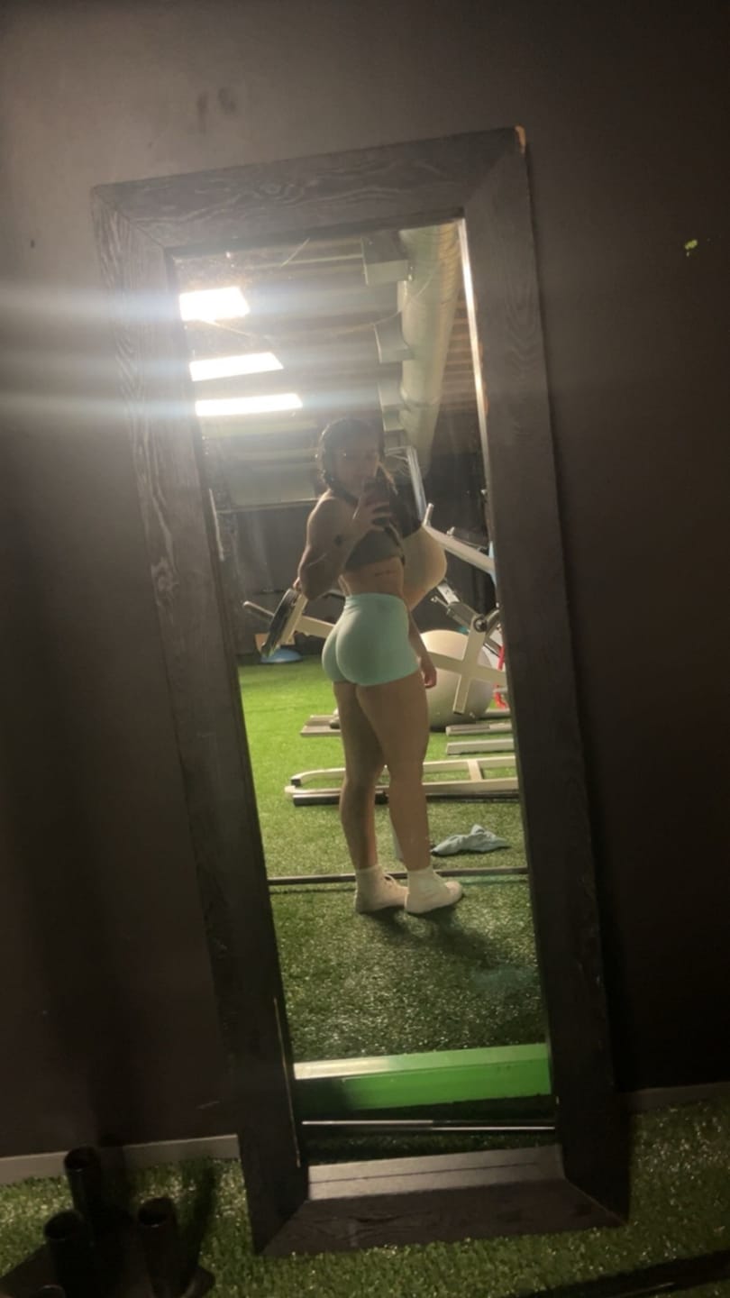 Customer photo review of W120 - seamless core shorts Spring 24'
