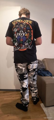Customer photo review of Snow Camo Treillis