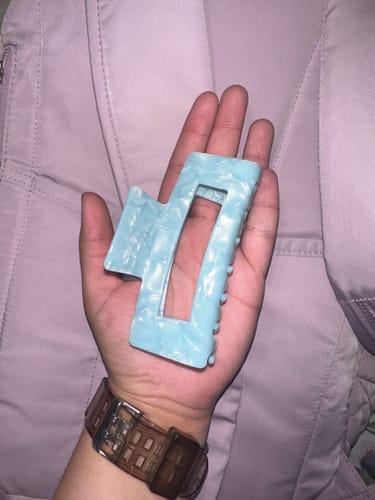 Customer photo review of Large Dreamy Claw Clip