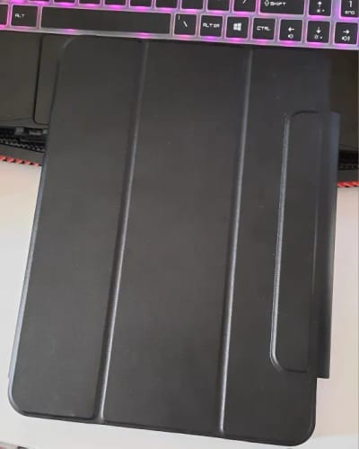 Customer photo review of MagSnap Fusion iPad Case
