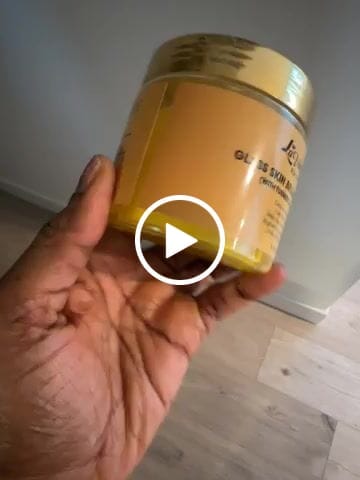 Customer video review of Glass Skin Brighten Up Pads (Turmeric & kojic acid)