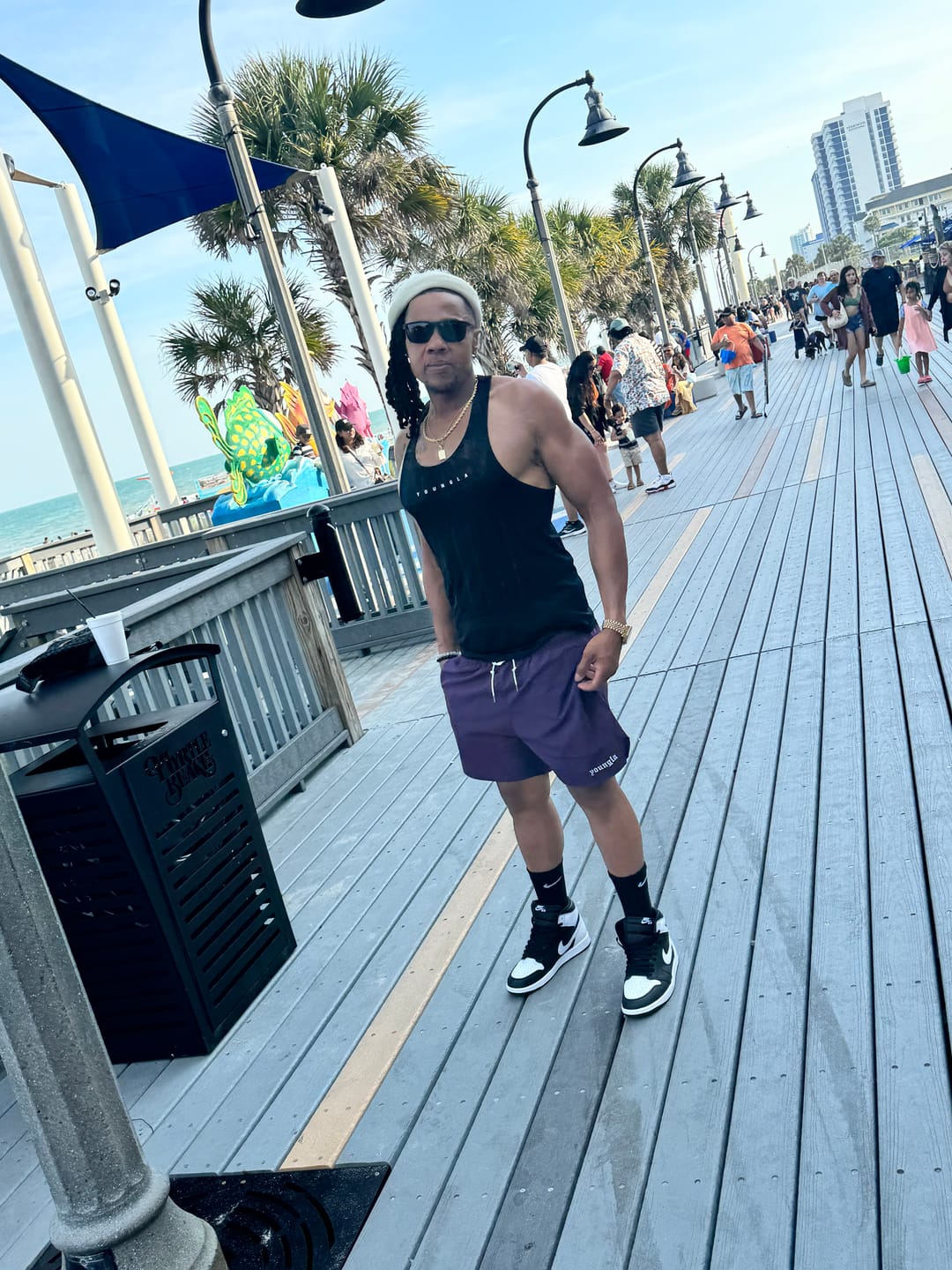 Customer photo review of 131 The Finest Shorts