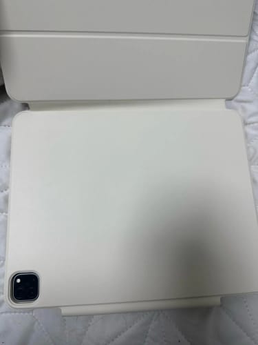 Customer photo review of MagSnap Fusion iPad Case