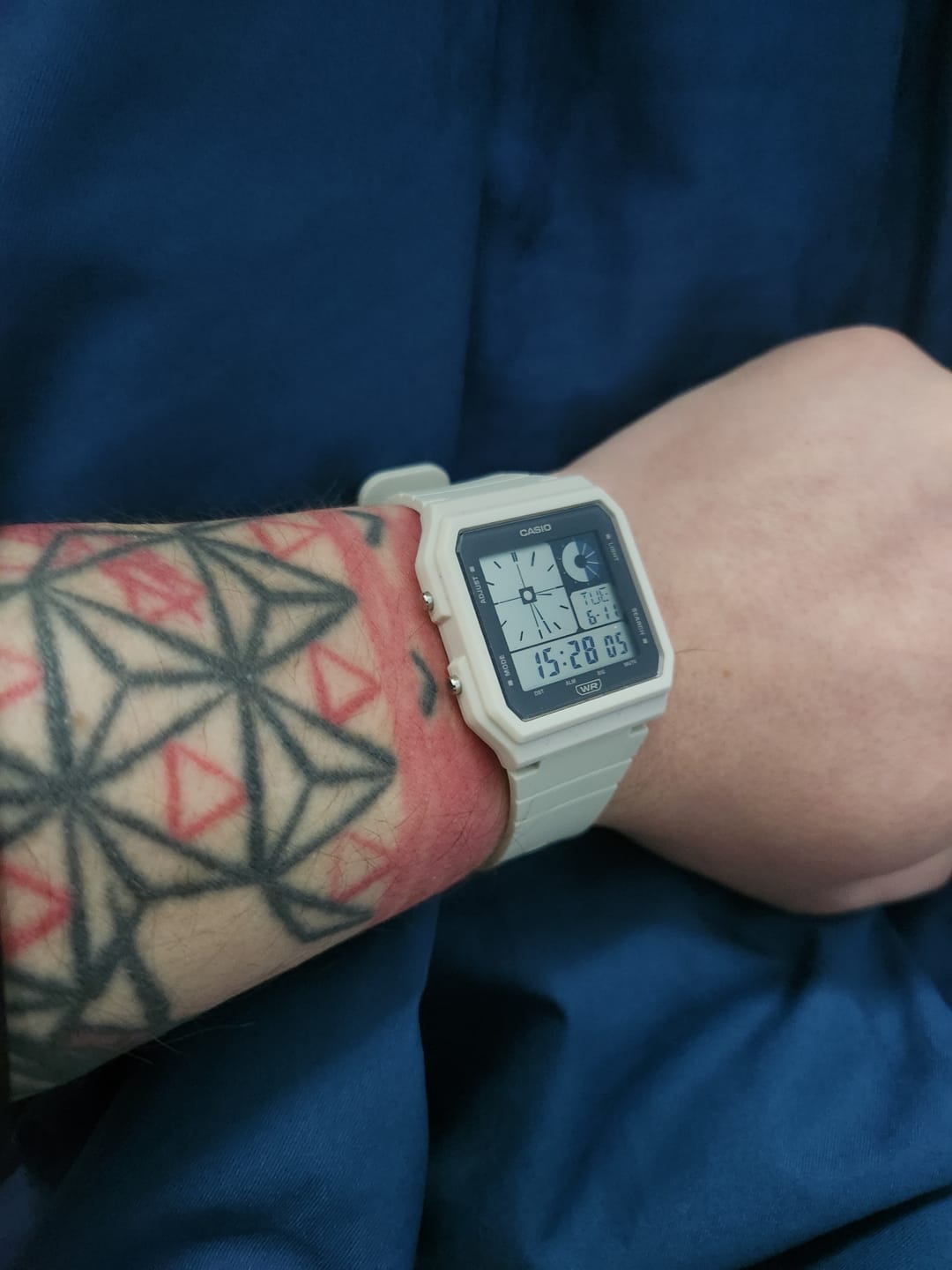 Customer photo review of Reloj Casio Vintage LF-20W-8ADF Twin-Graph Reissue Resina