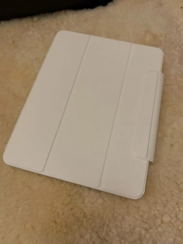 Customer photo review of MagSnap Fusion iPad Case