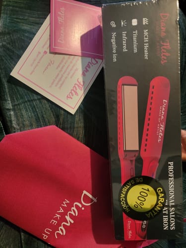 Customer photo review of ENTREGA INMEDIATA NEW Plancha »Titanio Profesional Diana Fletes Quality INFRARED