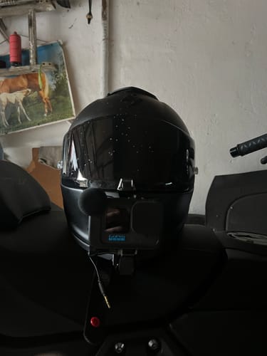 Customer photo review of Scorpion EXO-R1 Camera Mount