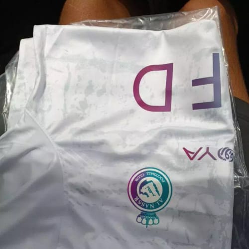 Foto de Sarai T. con su compra