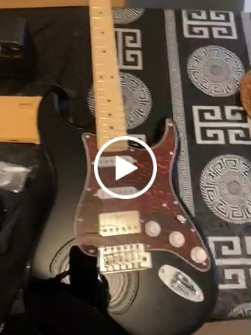 Customer video review of Donner DST-152 Guitare électrique set débutant ST Type