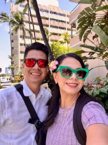 Customer photo review of MALACHITE LIDO SUNGLASSES