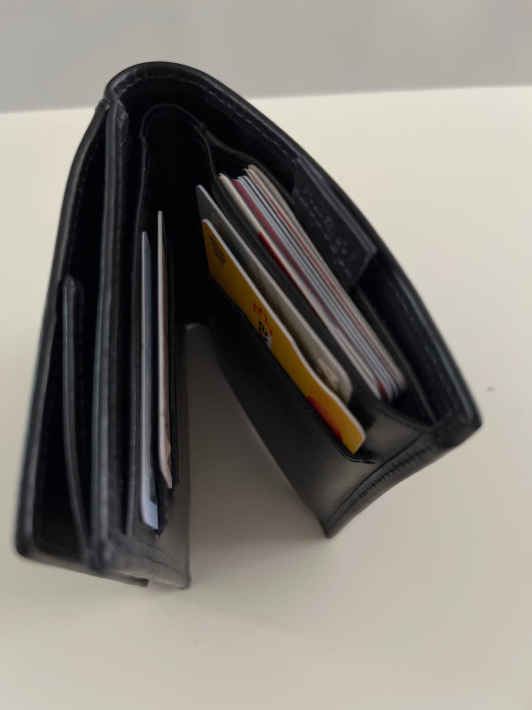 Customer photo review of Folder Boy bi-fold wallet