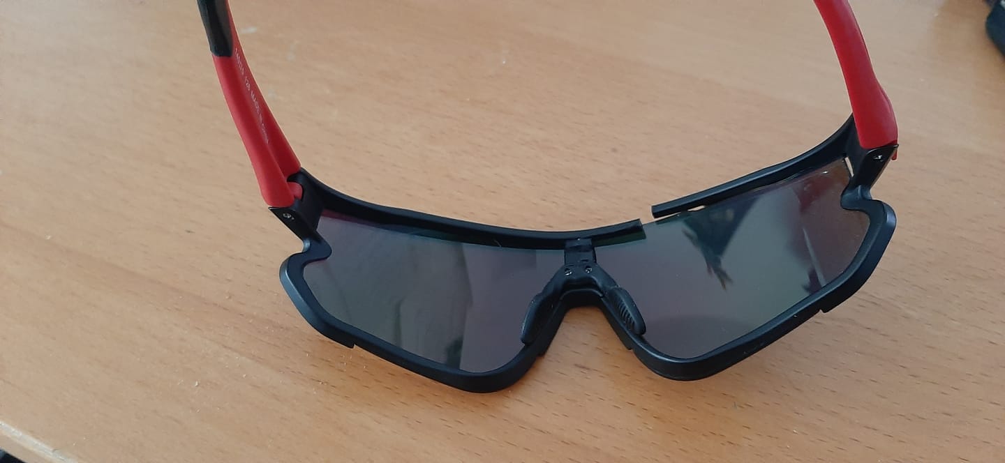 Customer photo review of Lunettes Vélo Verres Interchangeables - Rouge - OPTIMAX
