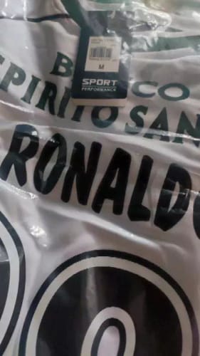 Foto de Bobby C. con su compra