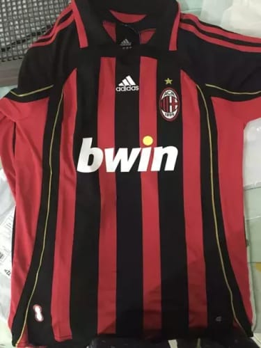 Foto de Killiam B. con su compra