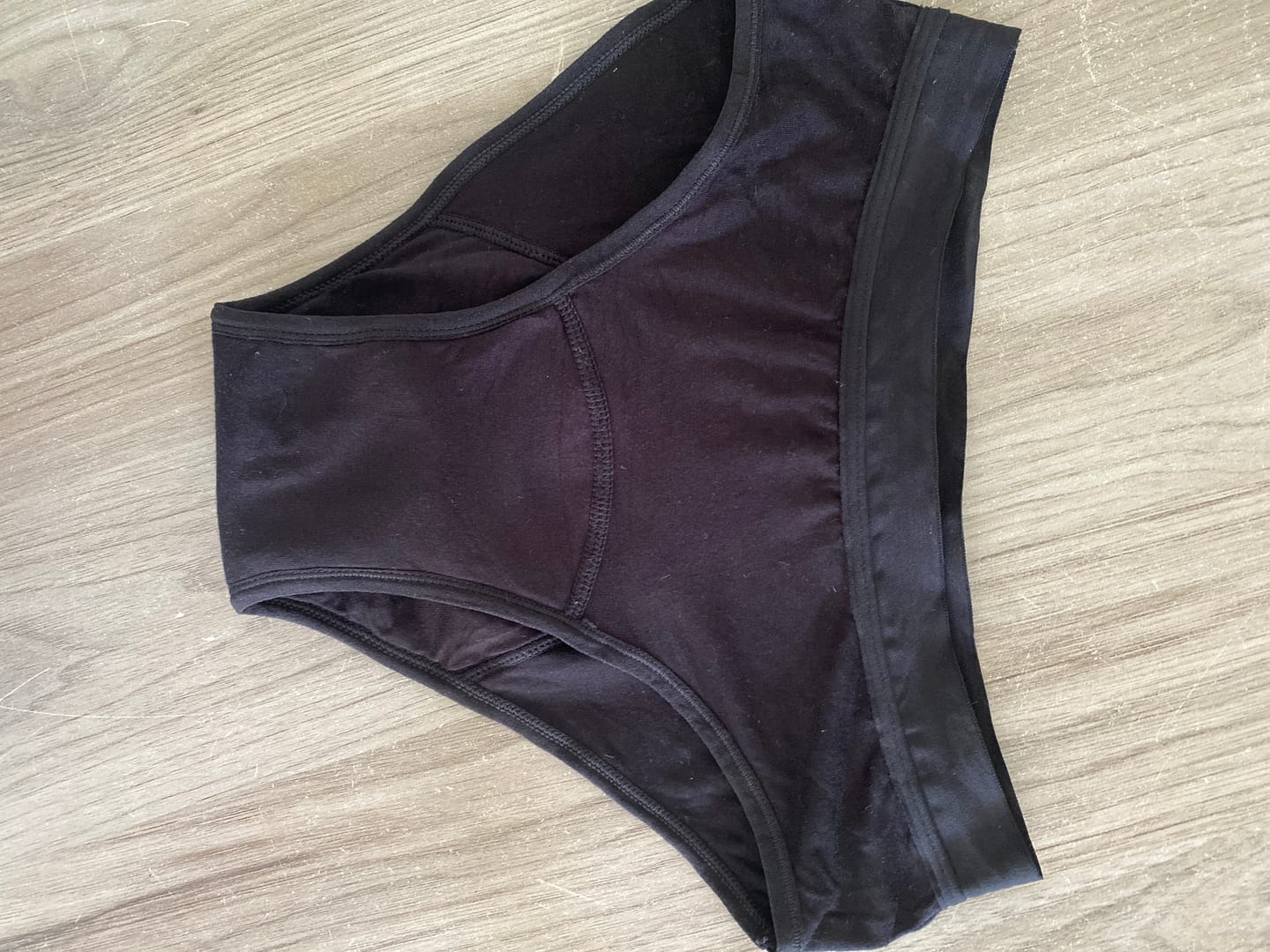 Customer photo review of Culotte Menstruelle Léa