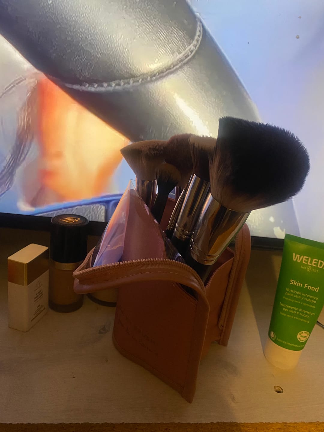 Customer photo review of Estuche con cierre (no incluye brochas)