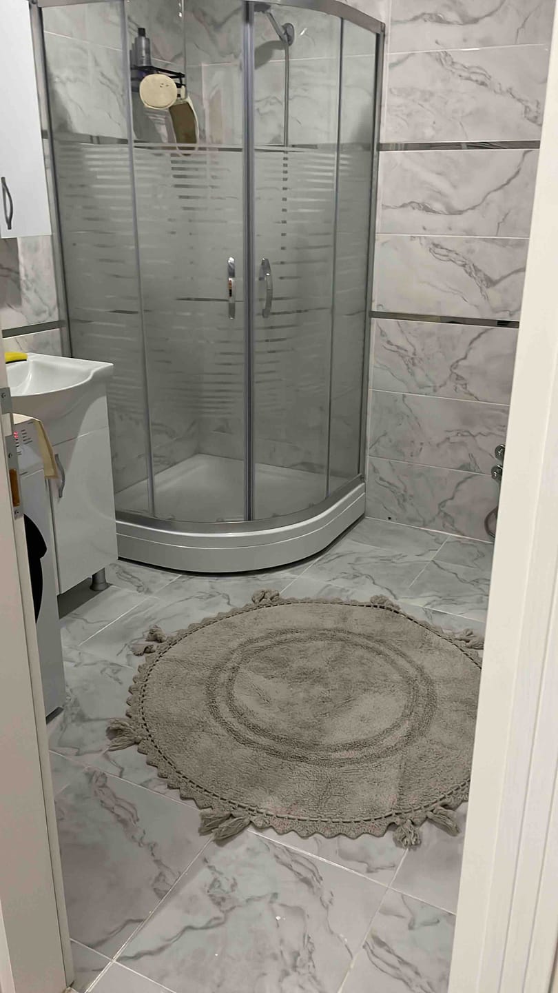 Customer photo review of Olivid Yuvarlak Banyo Paspası %100 Pamuk 100x100 Ekru