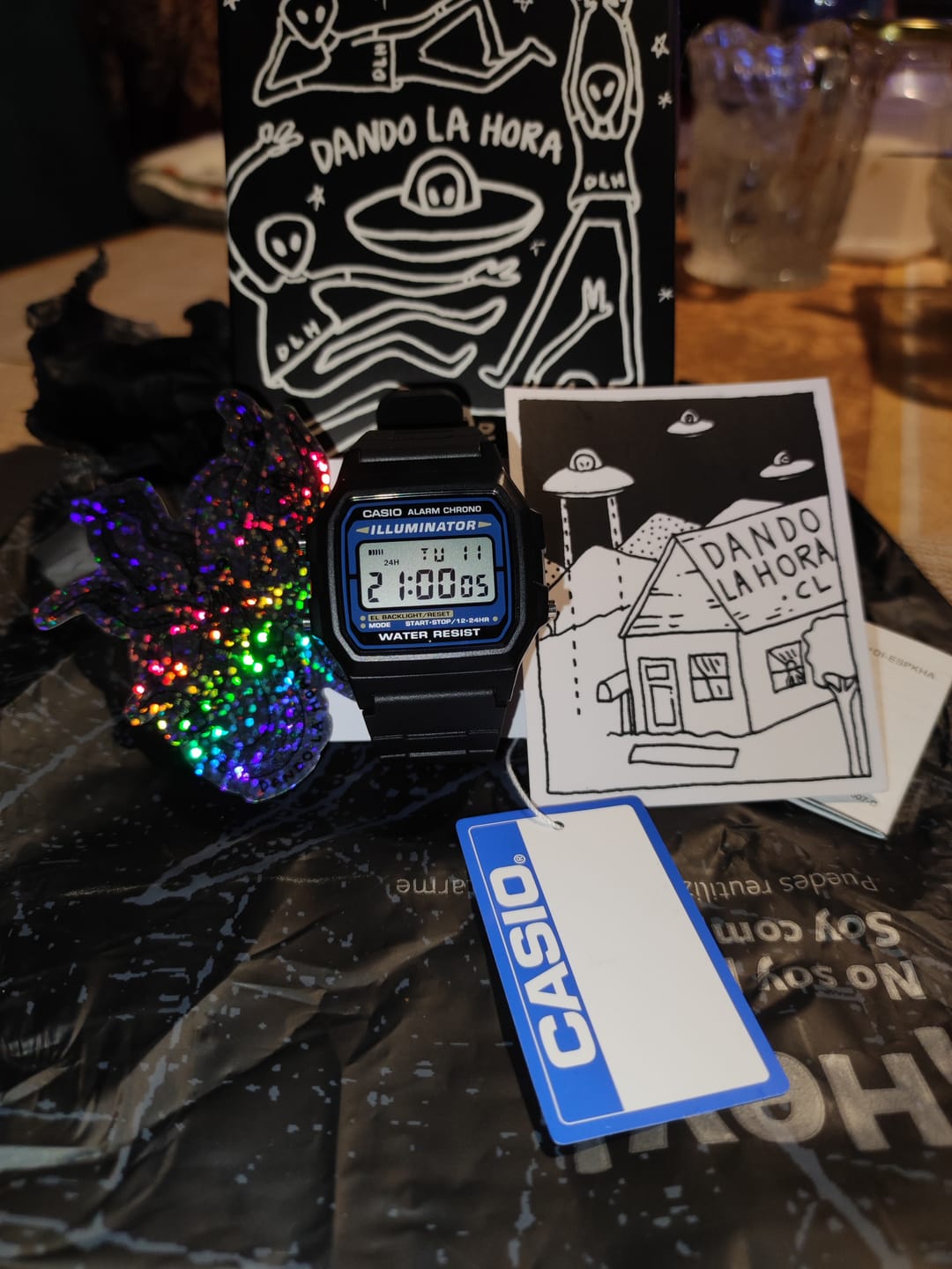 Customer photo review of Reloj Casio Vintage F-105W-1ADF Azul/Negro Illuminator