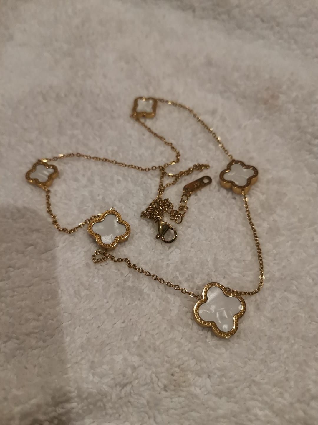 Customer photo review of Set Bratara + Colier Auriu Flower
