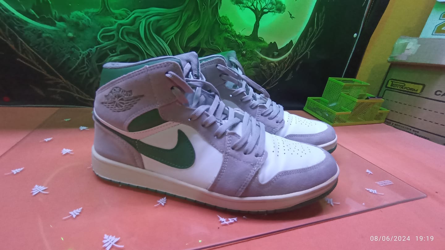 Customer photo review of Tenis Retro 1 Dakar Gris Verde