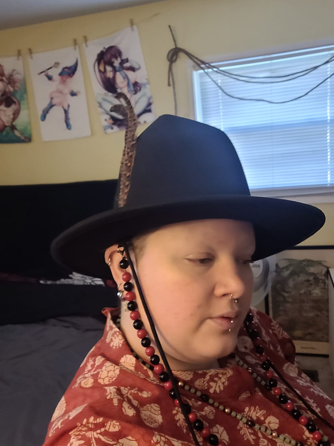 Customer photo review of Fangxiao Damao 方项大帽 Square Base Wide Brim  Ming Dynasty Men's Hat