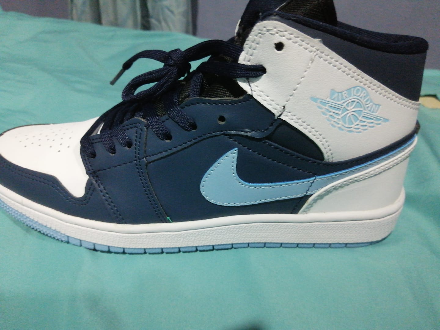 Customer photo review of Tenis Retro 1 Navy Blue
