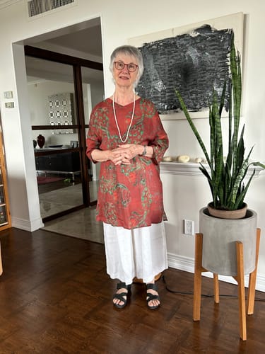 Customer photo review of Plus Size Wome Summer Vintage Flower Ramie Blouse