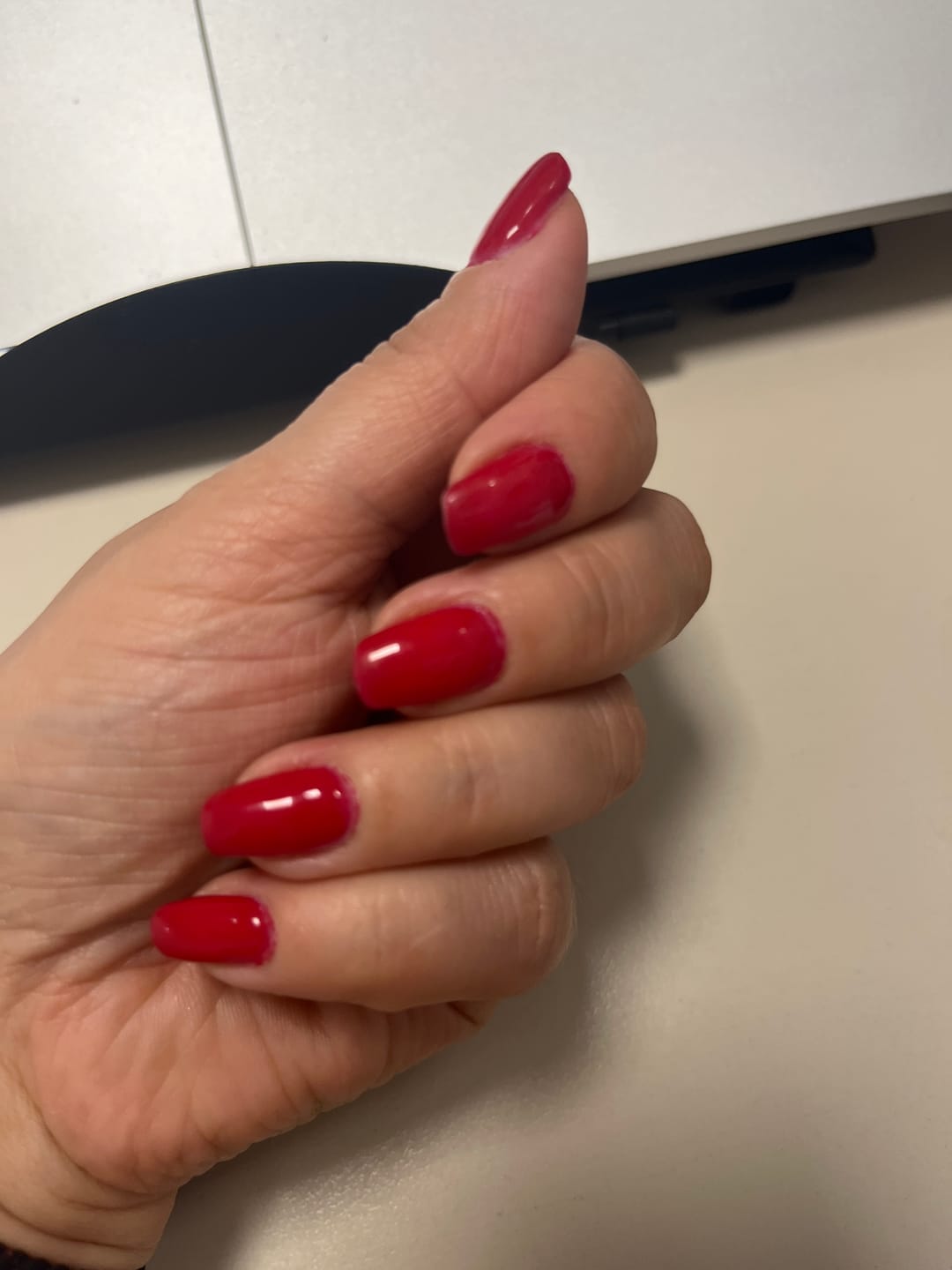 Customer photo review of Smalto Semipermanente LCI -  Rosso Chanel