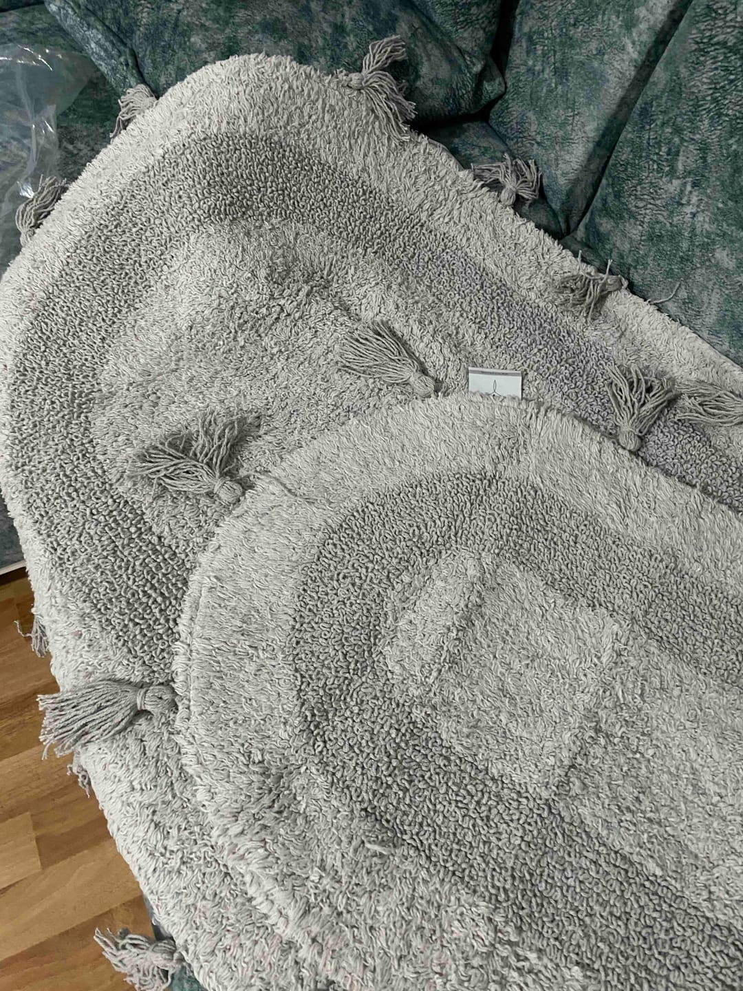 Customer photo review of Hana 2’li Takım Banyo Paspası %100 Pamuk 40x60 + 60x90 Gri