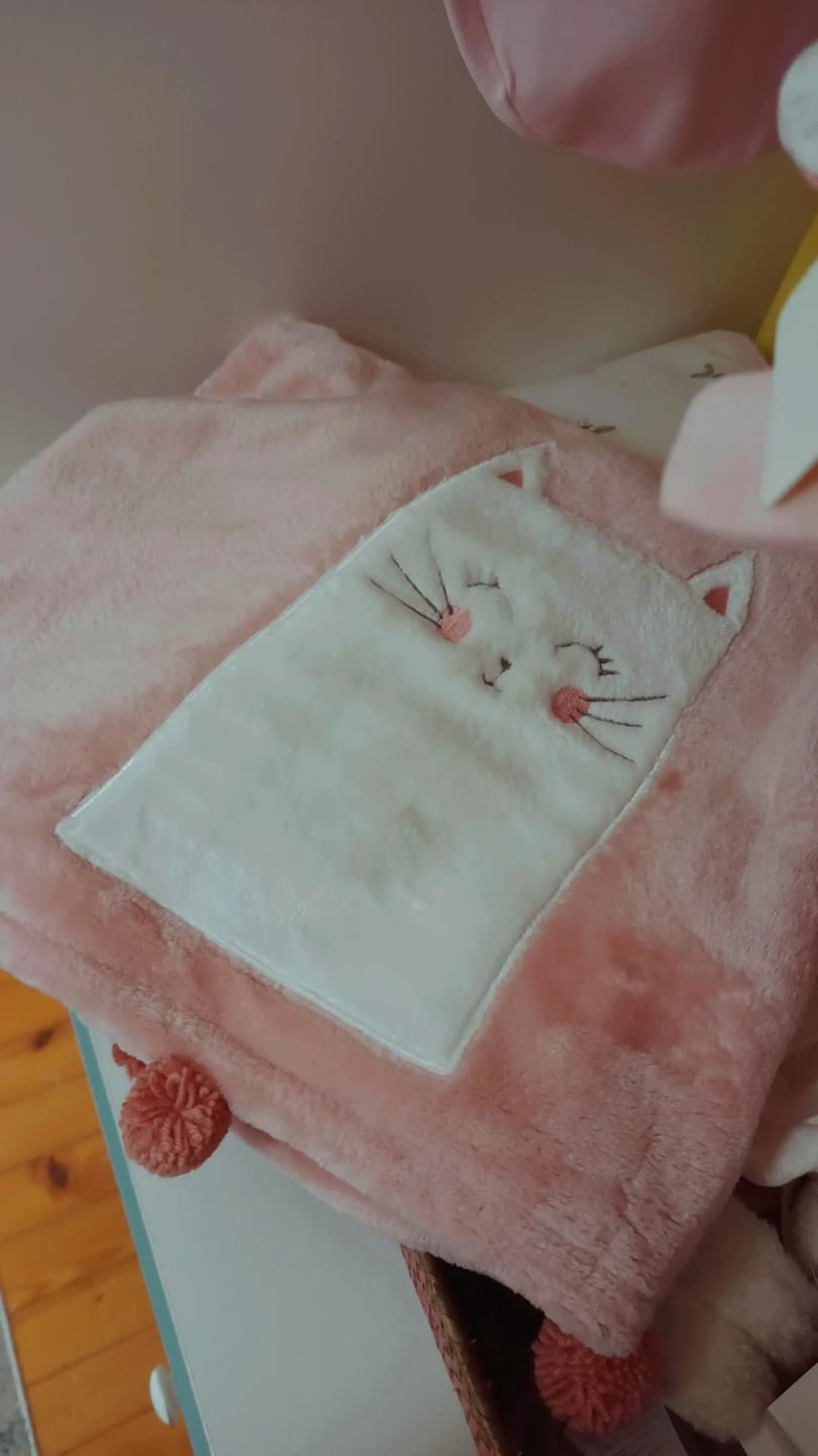 Customer photo review of Kitty %100 Pamuk Battaniye 75x120 cm