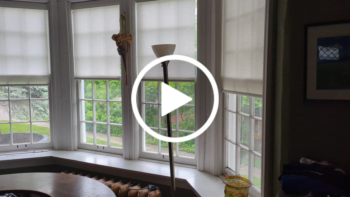 Customer video review of SmartWings Motorized Roller Shades 100% Blackout Eclipse