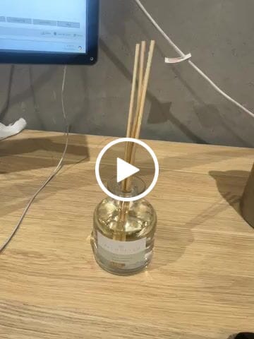 Customer video review of ✨SPECIAL ✨  Clove and Sandalwood Diffuser 250ML by Palm Beach